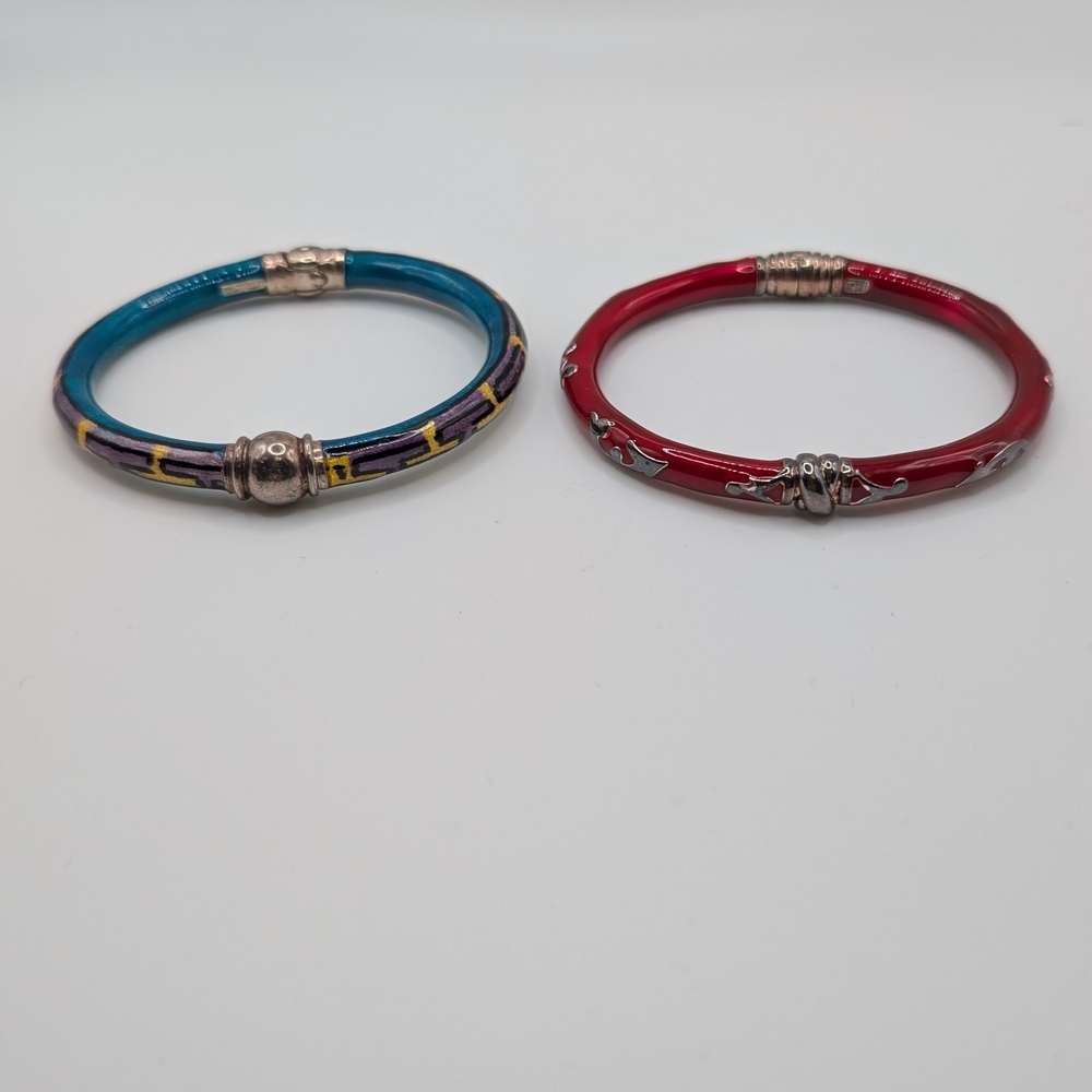 Elegant Silver And Ceramic Hinged Bangle Set